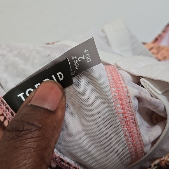 Torrid Swim Floral Tankini Top - Picture 5 of 6